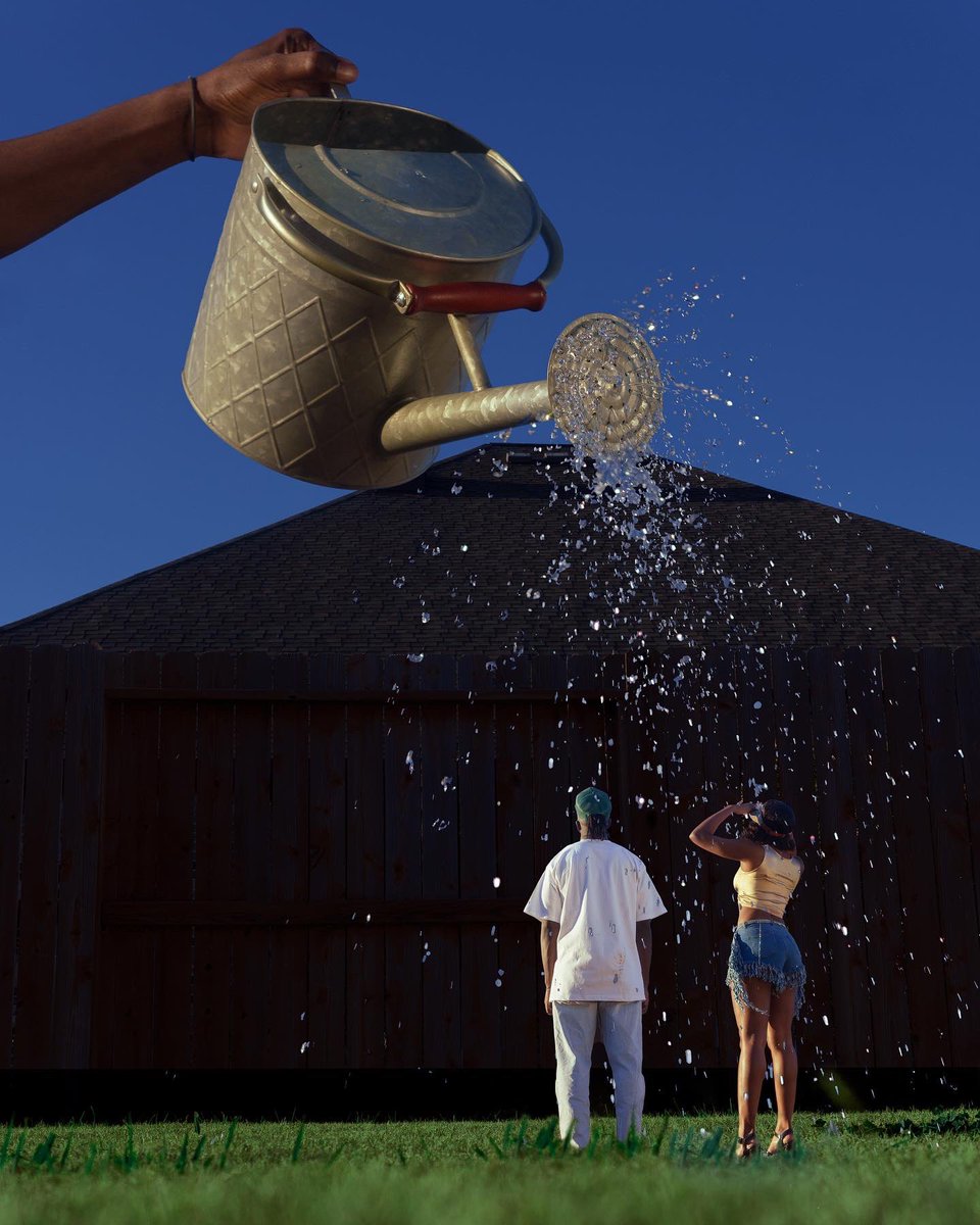 GRASS ISN’T GREEN ON THE OTHER SIDE

“The grass isn’t greener on the other side, it’s green where you water it.” If you’re constantly worried about what other people are doing, you lose sight of what you have in front of you.

Featuring : <a href="/IndeeTheone_/">DeeDee</a> 
Captured by : @maniccomp_