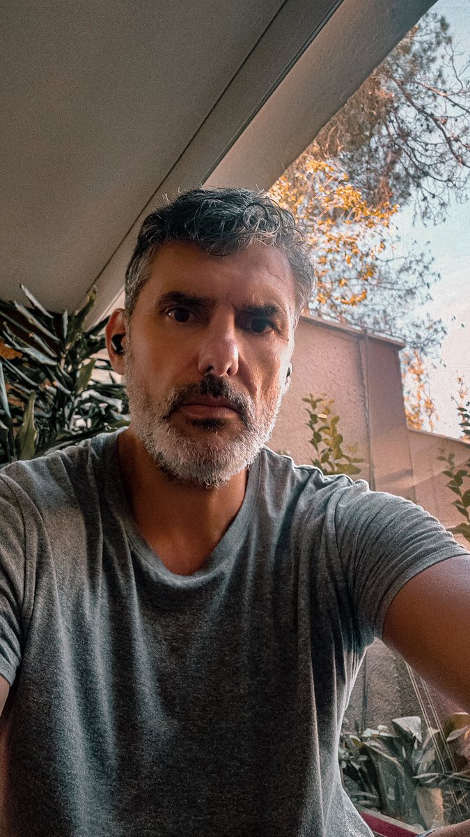 nachofernndz's tweet photo. #gym porque no todo es #trading. Gran semana. Ahora a disfrutar del finde. #BullCapital #MindsPower https://t.co/uuwnFbIFey
