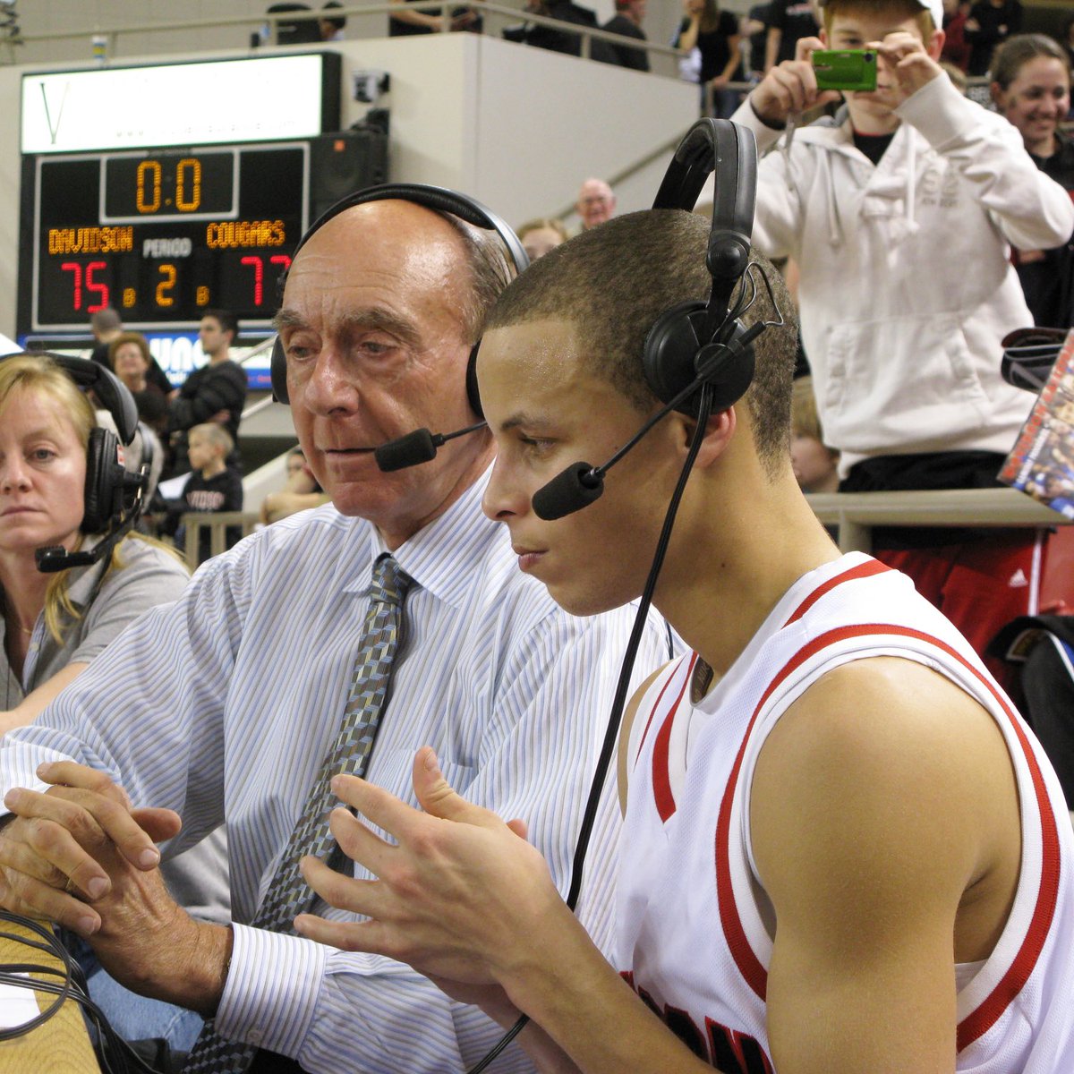 Yes this pic years ago on ⁦<a href="/espn/">ESPN</a>⁩ when ⁦<a href="/StephenCurry30/">Stephen Curry</a>⁩ was starring ⁦<a href="/DavidsonMBB/">Davidson Basketball</a>⁩  - now has thru  PERSEVERANCE he has become one of the all time greats to ever put on an ⁦<a href="/NBA/">NBA</a>⁩ uniform . @Warriors ⁦<a href="/SteveKerr/">steve kerr</a>⁩