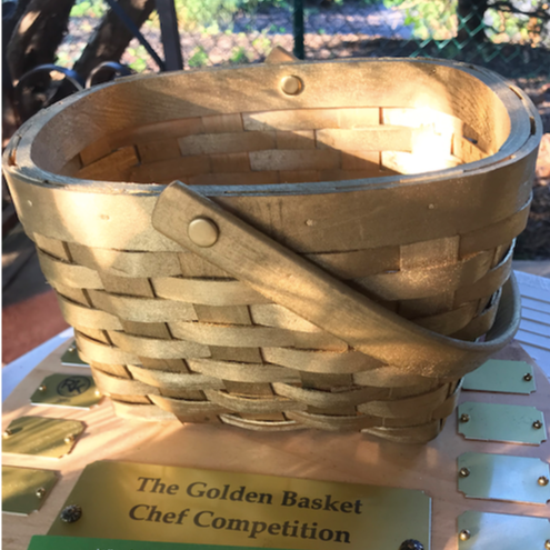 appfoodworks's tweet photo. DEADLINE TODAY: Chefs: only 3 spots remain for 2022 Golden Basket presented by Arize Federal Credit Union! Link to signup form in today's email here: - https://t.co/YOzGjF3MXk https://t.co/spKkaYEA4t