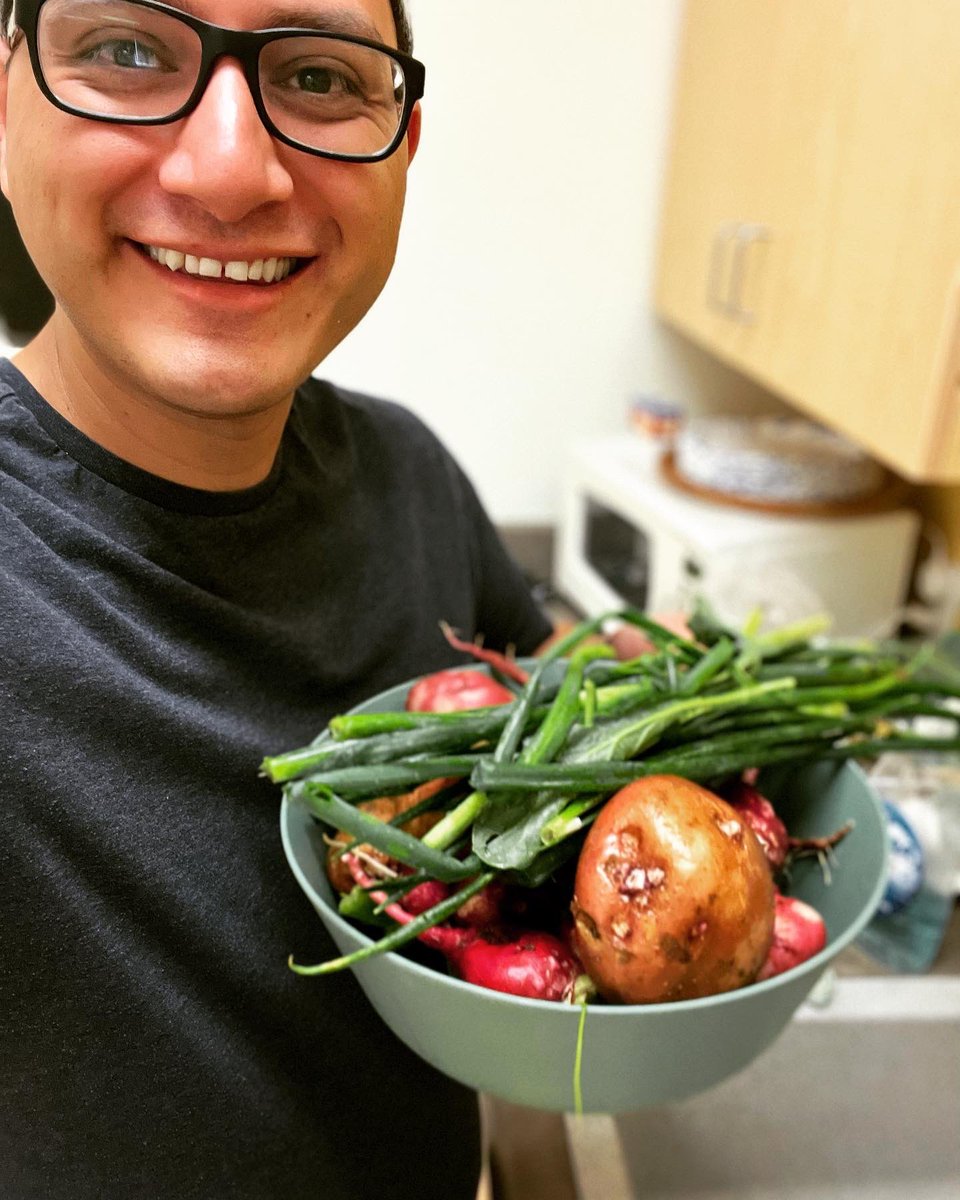 MrdPrograms's tweet photo. Feeling that green thumb today…Mr. Tyler took some time to tend to my school garden to “harvest” such a funny word. 🧑🏽‍🌾🍠🧅#gardening #teachergardener #gardensofinstagram https://t.co/jVkTxBMbtH