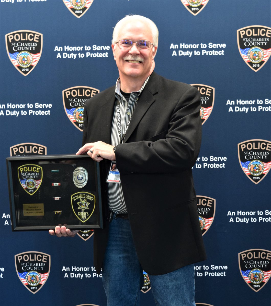 SCCMOPD's tweet image. 𝗢𝗳𝗳𝗶𝗰𝗲𝗿 𝗥𝗼𝗻𝗮𝗹𝗱 𝗡𝗲𝘂𝗽𝗲𝗿𝘁 retired today after dedicating 38 years to law enforcement. 

Congratulations, Officer Neupert, from the  #SCCPDCommunity. More at bit.ly/3nugbH1