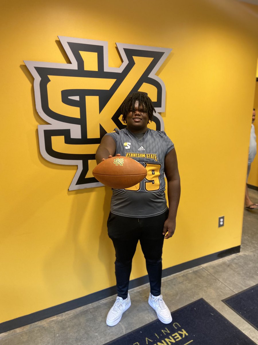 JaylonStone's tweet photo. Had a great unofficial visit today at @KSUOwlNation, can’t wait to go back!! @CoachChesnutKSU @DavidPerno @KoachJonesGIO @Georgia_Muscle7 @RecruitGeorgia @CCGladsFootball @BCpipeline https://t.co/g9T7Tk3BFc