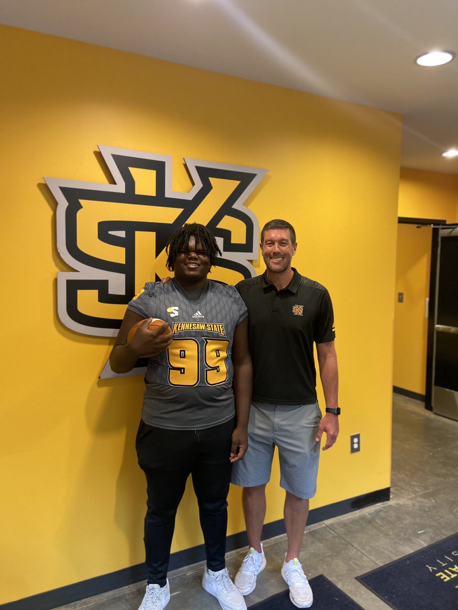 JaylonStone's tweet photo. Had a great unofficial visit today at @KSUOwlNation, can’t wait to go back!! @CoachChesnutKSU @DavidPerno @KoachJonesGIO @Georgia_Muscle7 @RecruitGeorgia @CCGladsFootball @BCpipeline https://t.co/g9T7Tk3BFc