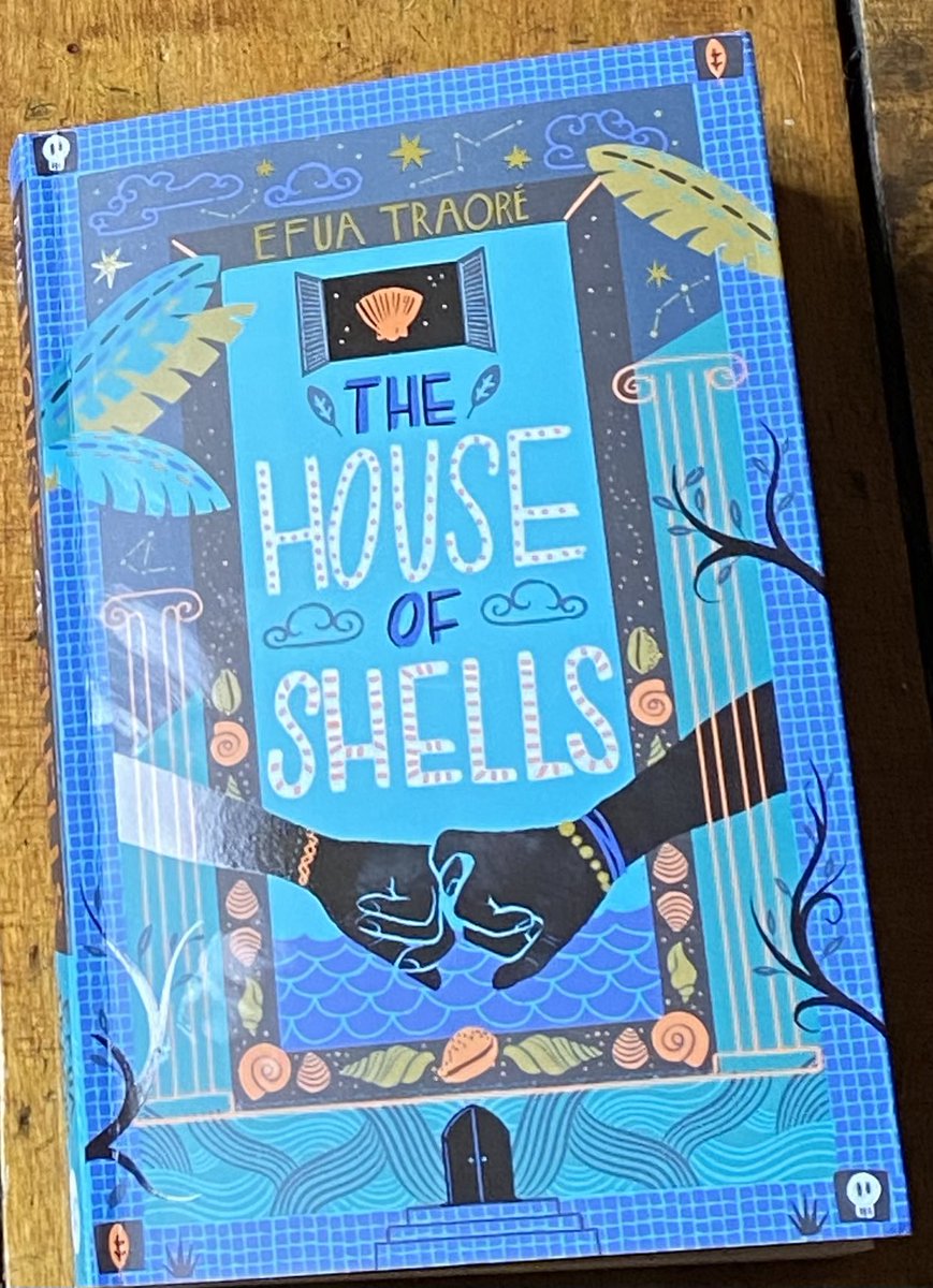 KLovesbooks1's tweet photo. @EfuaTraore @parrot_street @chickenhsebooks Just picked it up so can’t wait to begin it. Beautiful illustrations on the cover and end papers. #TheHouseofShells https://t.co/Asx1l1N1Xx