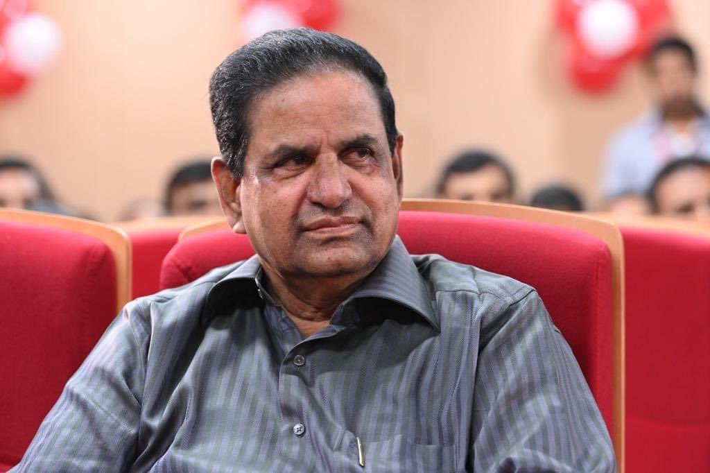 mbr_official's tweet photo. ప్రముఖ తెలుగు వార్తా ఛానెల్ @tv5newsnow వ్యవస్థాపకులు &amp; ఛైర్మ‌న్ #BrNaidu గారికి జన్మదిన శుభాకాంక్షలు.

#BRNaidu #Tv5Telugu https://t.co/ZS1jmYwlkh