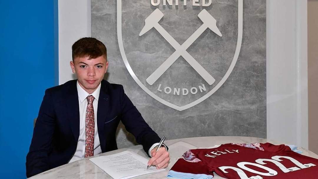 DevenneyGary's tweet image. A few points worth noting about PKs time at Coleraine.

✅ Parents supported without interfering
✅ Been at the club since he was 5..no hoping between 10 clubs or looking for the next &apos;fad&apos; to sign up to
✅ In and out Club NI at a young age, never complained. Just played football