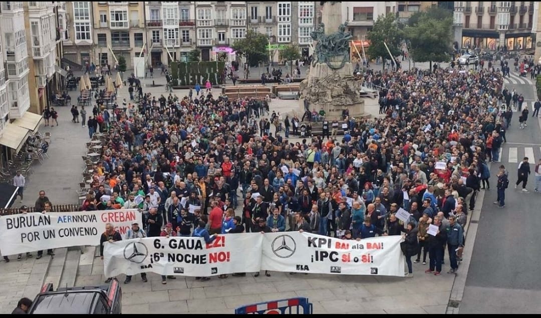 EzkIraultzailea's tweet photo. 📢 #MetalaBorrokan | Arabako eta Bizkaiko metalaren borroka bidea erakusten du. Greba orokorra egiteko indarra eta arrazoiak sobera daude
👉 Irakurri hemen metaleko greben kronika Araban, Bizkaian eta Mercedesen: https://t.co/J4gb6JNMqM #MetalaGreban https://t.co/VKlxeHS0Fm