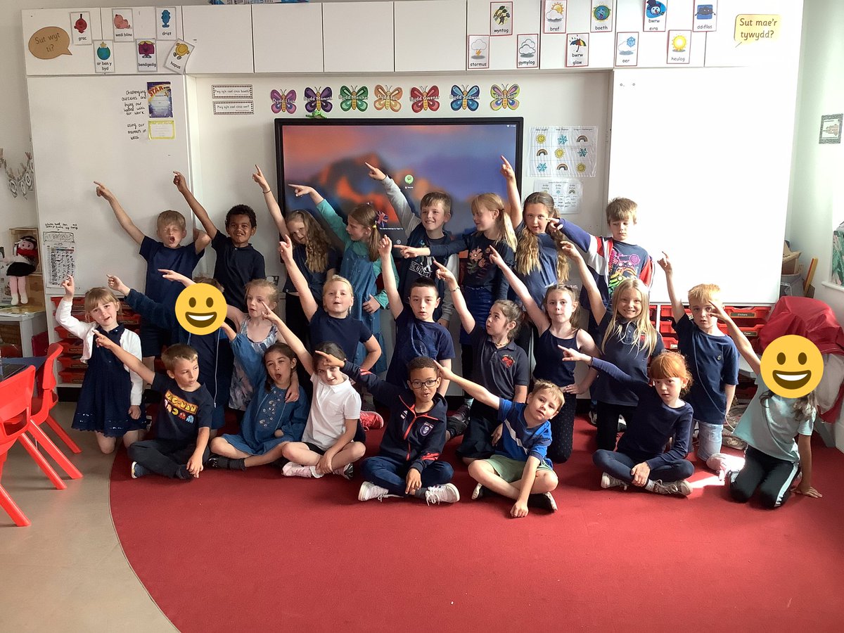 ysgolyddraig's tweet photo. #YYDrheidol We had so much fun performing our disco routine this morning in our Dragon Dance! Thank you @MCD_ance for all your help over the last two weeks, we’ve had so much fun! 🕺🏼💃💫✨ https://t.co/w9he0fZbzS