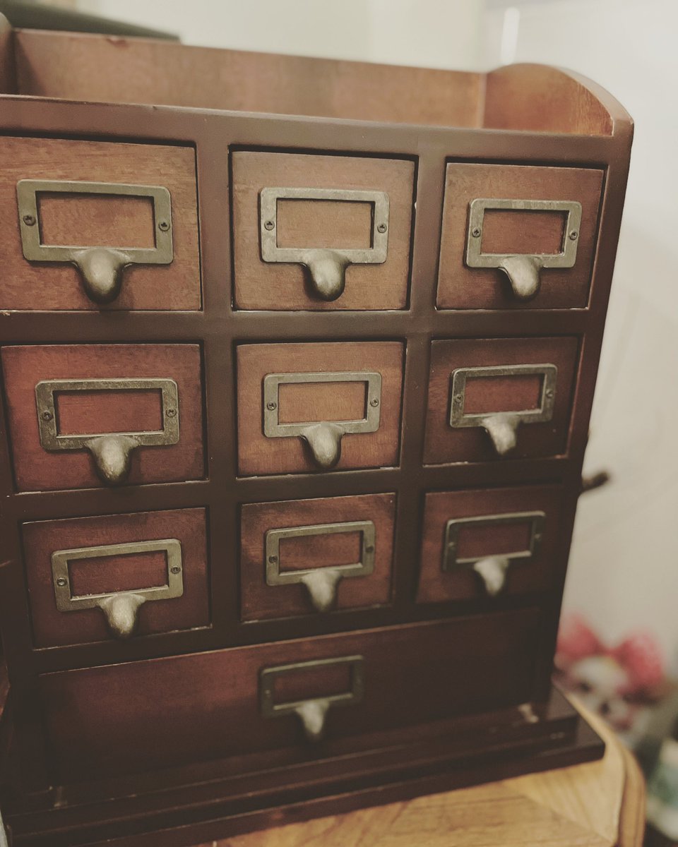 ALongCrimeAgo's tweet image. “Somebody is always hiding something.” -Lisa Lutz

#truecrimepodcast #truecrime #murder #crime #applepodcasts #spotifypodcasts #pandorapodcasts #thehusbanddidit #chilling #allthecrime #oldcrimer #truecrimefan #truecrimecommunity