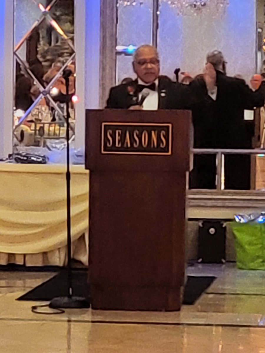 7490Rotary's tweet photo. Thank you Past District Governor John  and welcome Governor Ray! We are ready to #ImagineRotary #RotaryLeaders #PeopleofAction https://t.co/sjHiI0pGyU