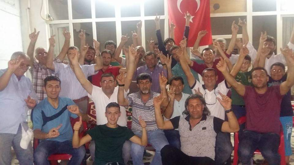 MustafaBebe20's tweet photo. Şanlıurfa işitme engelliler Spor Kulübü  yönetim ve üyeleriyle beraber Şanlıurfa'deki mevcut olan belediyelerimiz ve Sayın valimizden Şanlıurfa'nın iş adamlarından bu işitme engellilere sahip çıkın. https://t.co/81UuMll4KB