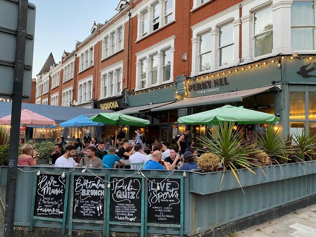Crafty cold one? Cocktails with the girls? Dinner Al Fresco with your Tinder date? ⁠
⁠
However you want to see out the summer- do it at our glorious outdoor terrace! 😎