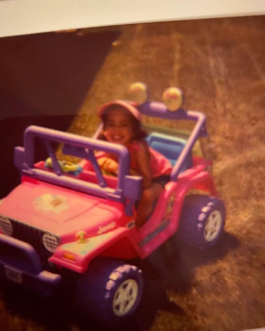 Young lil me 🥹I&rsquo;ve grown up so face but yet still have the same baby face ☺️🤣🙈 https://t.co/OSOQksGD<a href="/tag/feelingcute"class="tags"><span>#feelingcute</span></a>