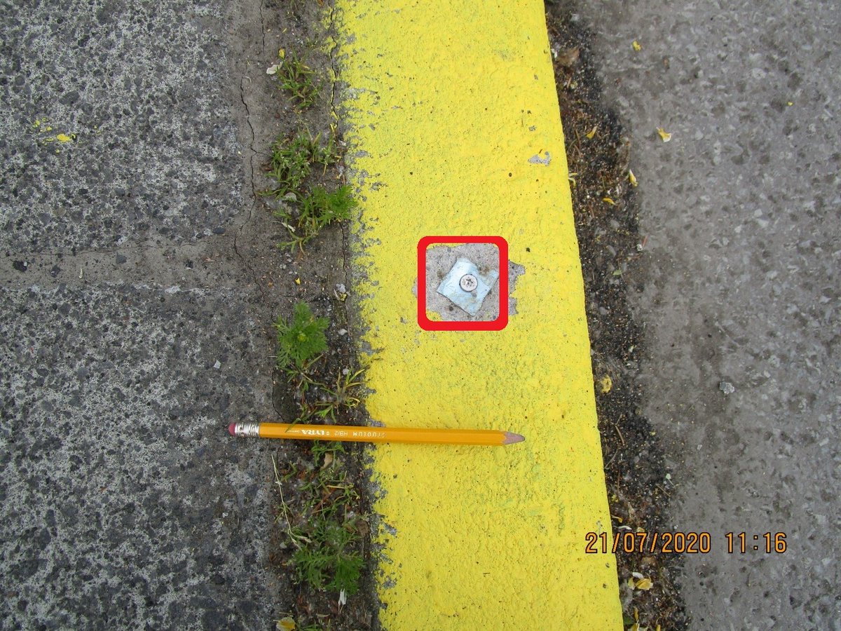 Fastmerki 33/2917

í kantsteini, V-kantur Langholtsveg, gegnt Drekavog, rétt norðan við n-kants(línu) stígs

openstreetmap.org/?mlat=64.13618…