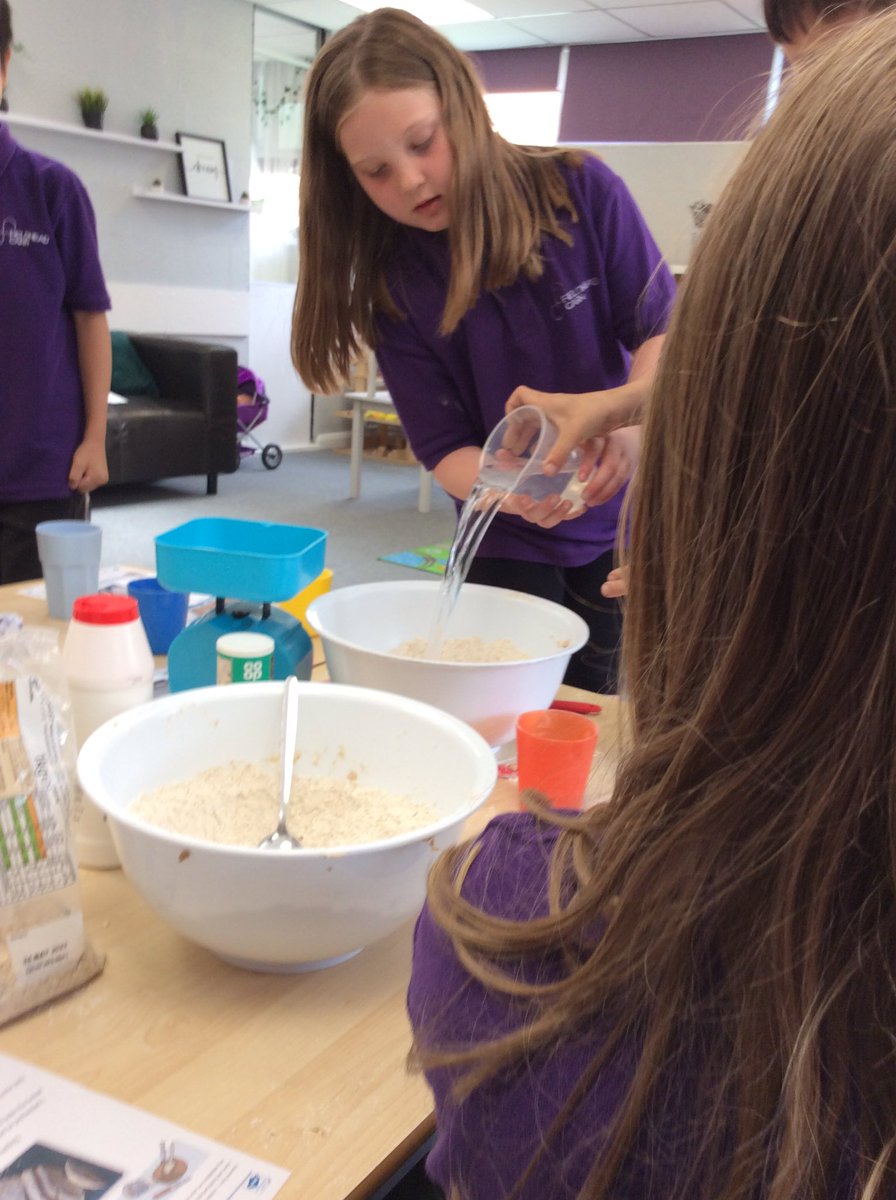 FieldheadCarrPS tweet media