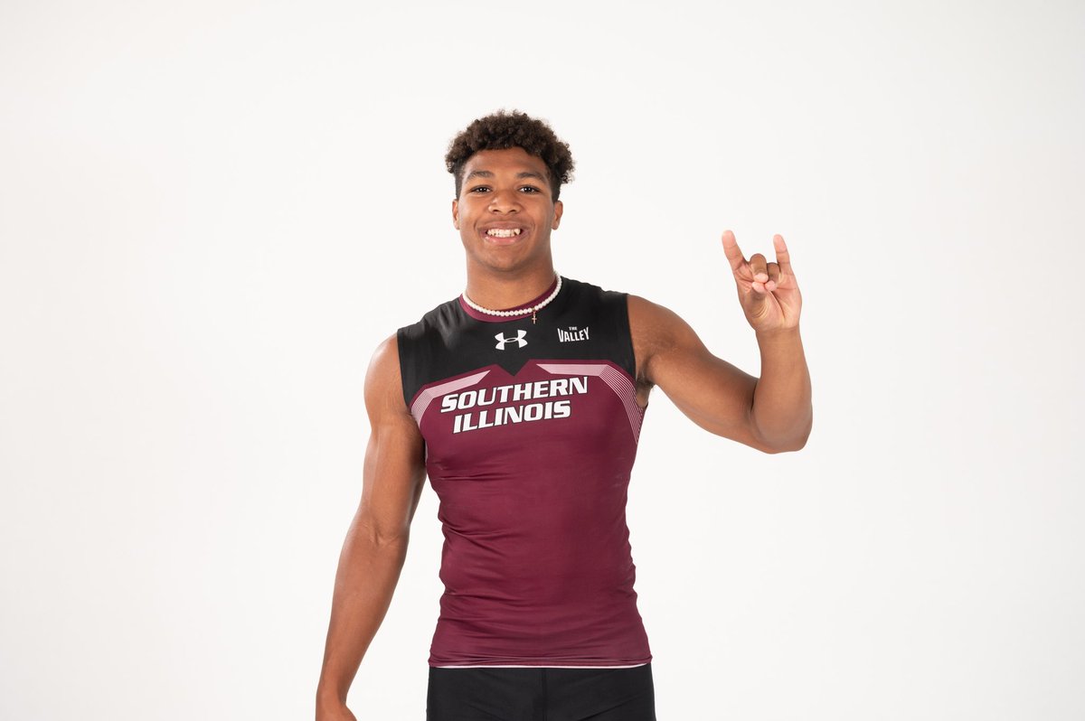 XavierPreston16's tweet image. Found my home😁 @CoachHerbertSMF @SIU_TrackXC