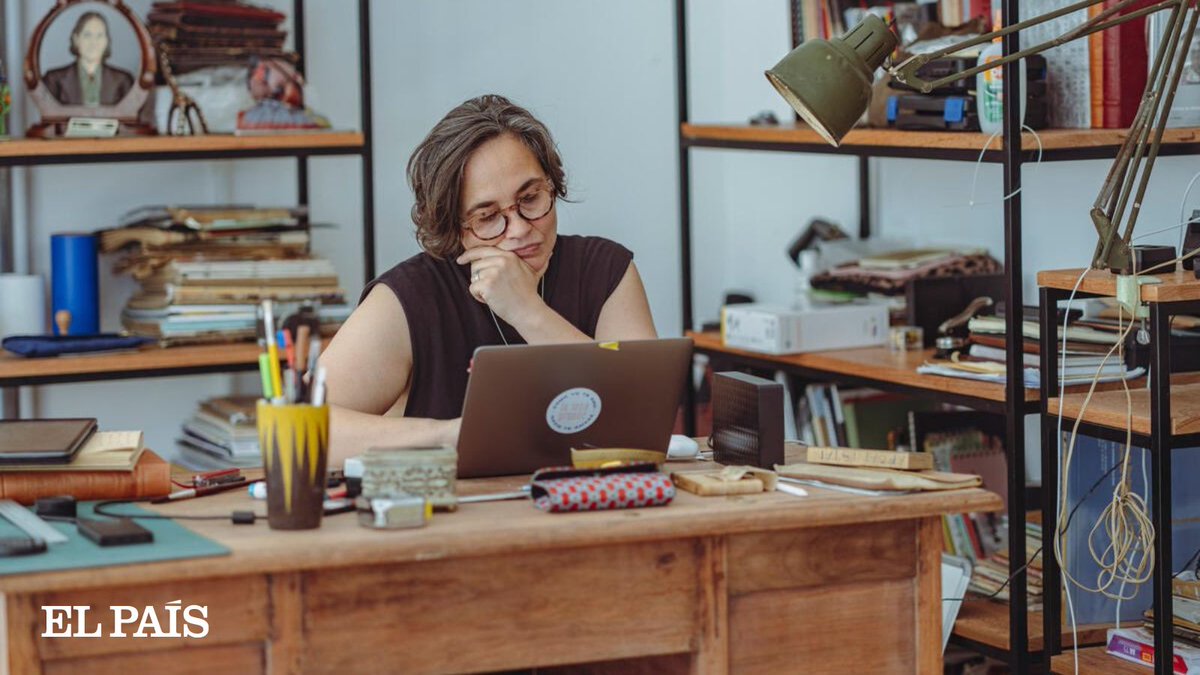 La fotógrafa Cristina de Middel, primera española en ocupar la presidencia de #Magnum 

🔗 bit.ly/3a5XqGV

La artista fue elegida este jueves para dirigir la célebre agencia creada hace 75 años por Robert Capa y Henri Cartier-Bresson

#magnum <a href="/MagnumPhotos/">Magnum Photos</a>