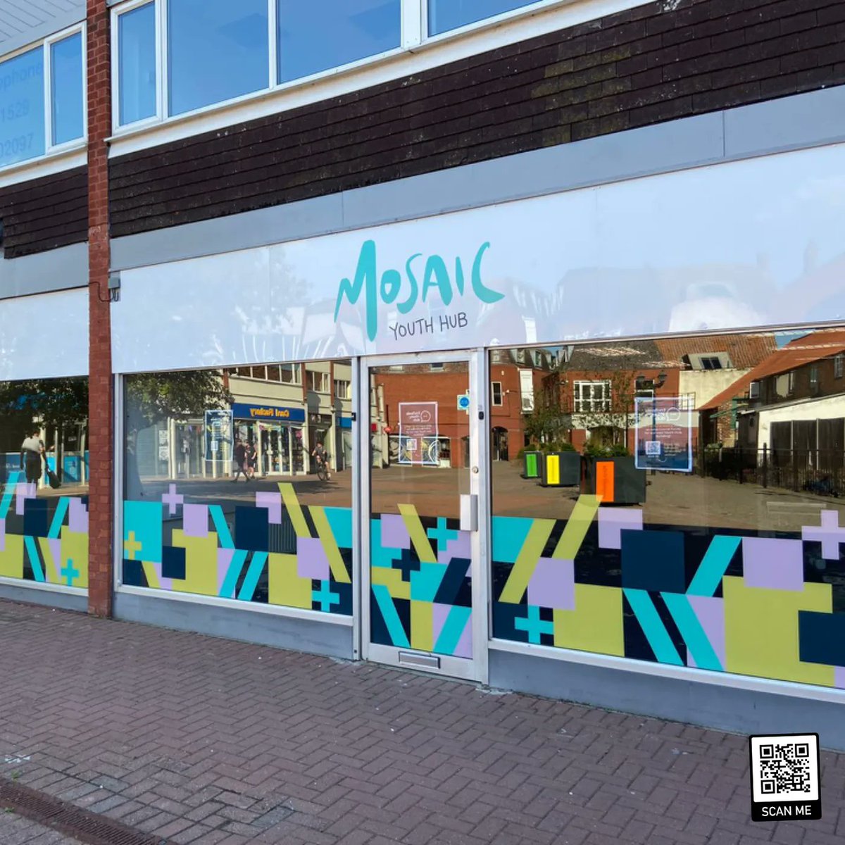 youthsleaford's tweet photo. Mosaic Youth Hub update! 👀 

Our new signage has gone up &amp; we're excited to have finished painting the colour upstairs. The next step will be to turn our attention to the downstairs which needs lots of TLC!

If you can, please donate here 👉 https://t.co/ns5mvulT6e https://t.co/R5ABx5UHp3