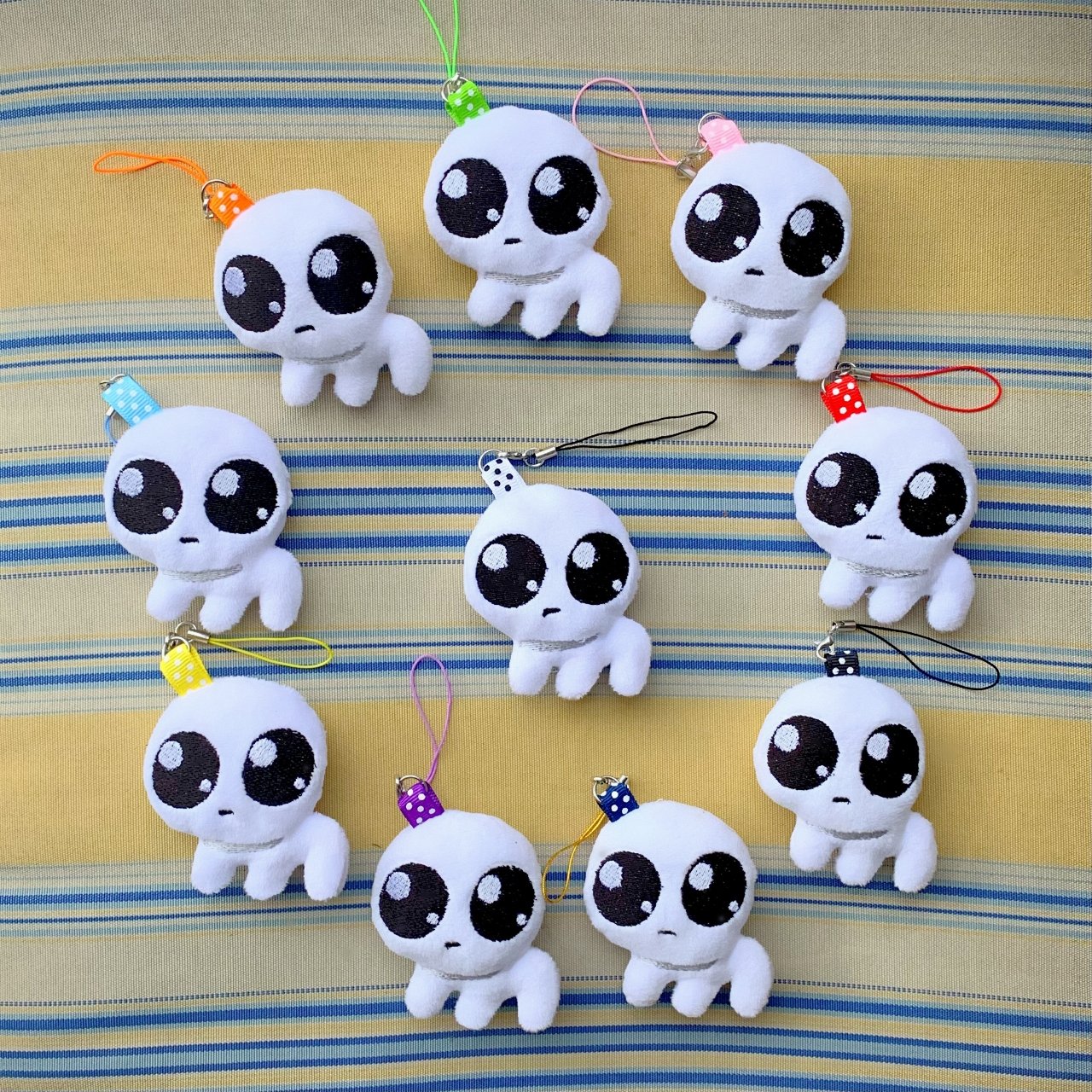 🪦🦇𝖙𝖔𝖞𝖍𝖆𝖚𝖓𝖙🦇🪦 on X: tbh creature plushie charms for sale!!!  link in bio and also below!! 🤍 🤍 this has been a  super fun collab between @rainbowplush 's and me. we're so excited