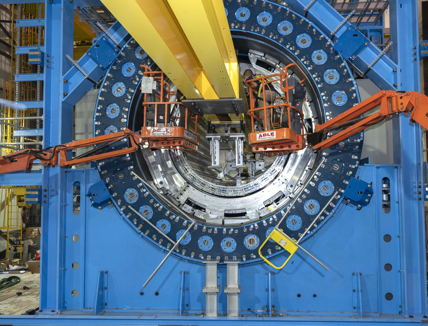 What It's Like Inside the Relativistic Heavy Ion Collider