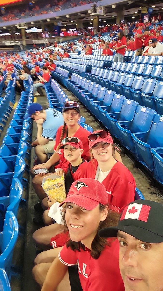 Darson37's tweet image. First Canada Day game...and First game for the kids #NextLevel