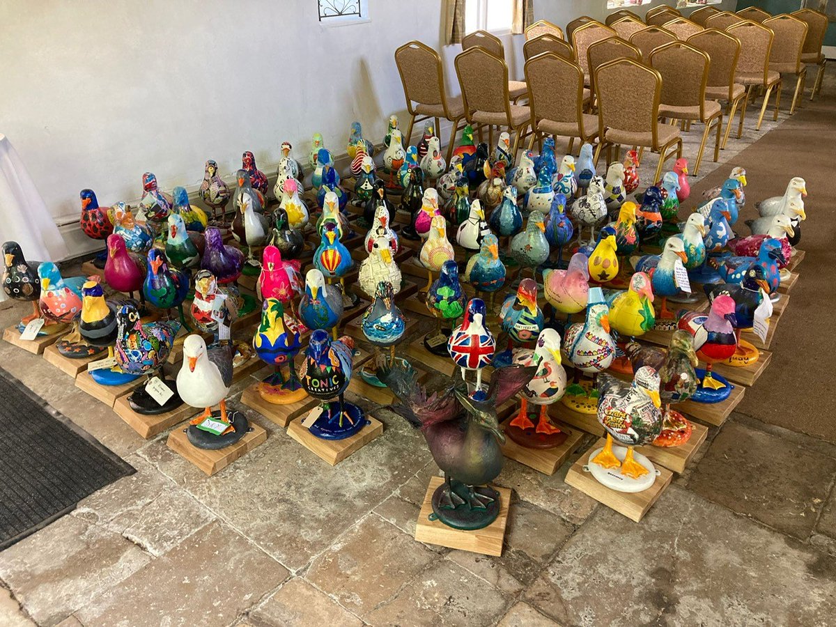 Tonic_Creatives's tweet photo. Birds off a feather, flock together...

How amazing are the gulls looking ahead off them heading off to their new homes for the summer?

There's even a Tonic Creatives one!

https://t.co/322mbhWS9c https://t.co/YVELHNxh1x