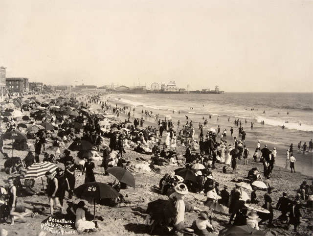 LA_Autry tweet media