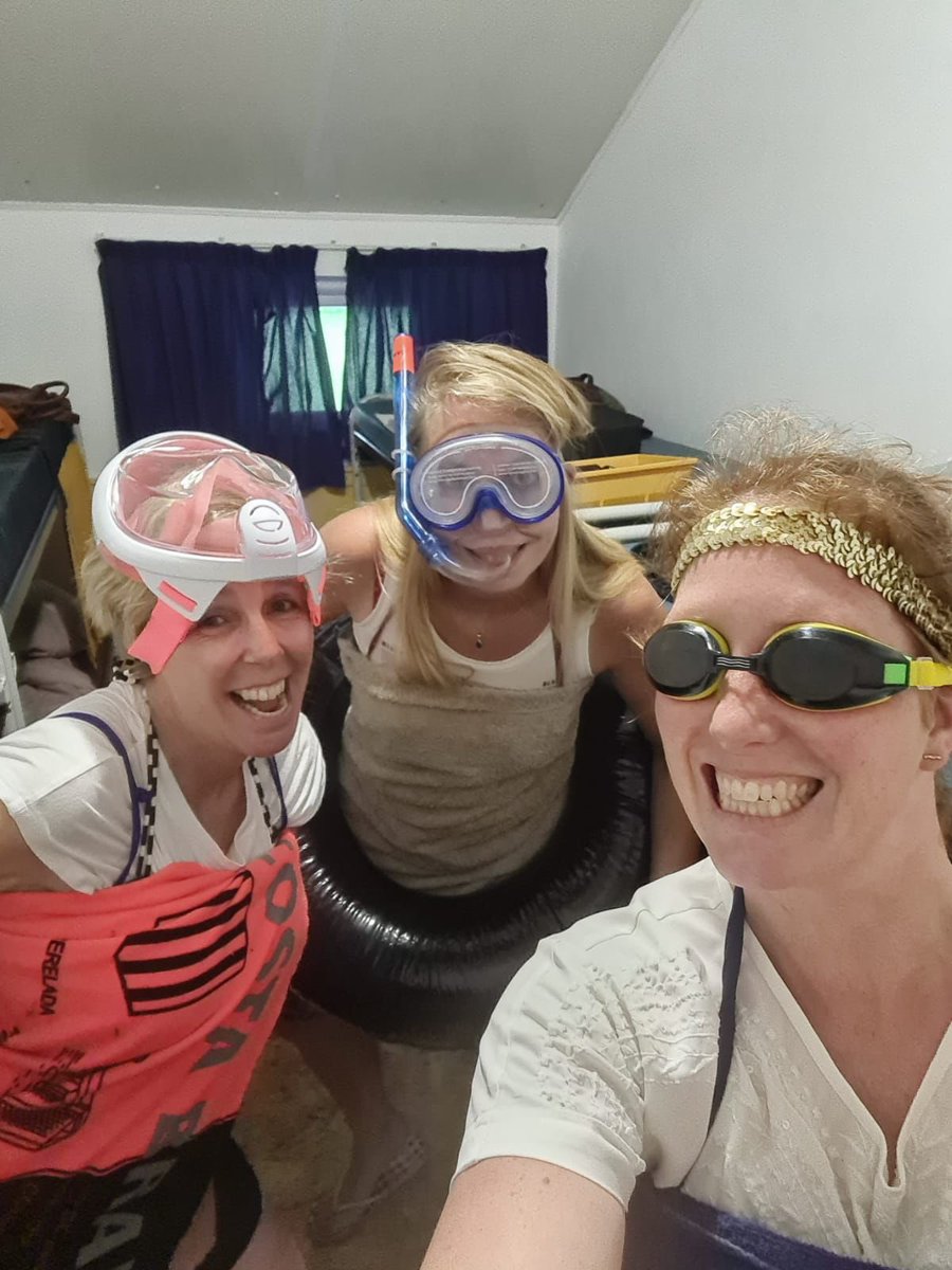 Top avond op kamp gisteravond. Dikke pret, een oh zo griezelige spooktocht in het bos en een geweldig optreden “ schoonzwemmen” van de collega’s <a href="/BSPiusX/">BS Pius X</a> @SAAMscholen Wat zullen we onze 8ters gaan missen maar wat boft het Osse Vo!