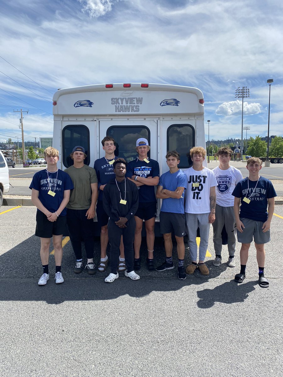 Hawks taking on the Gonzaga team camp this weekend! Great 2-0 start yesterday with big wins against Big Sky and North West!🔥