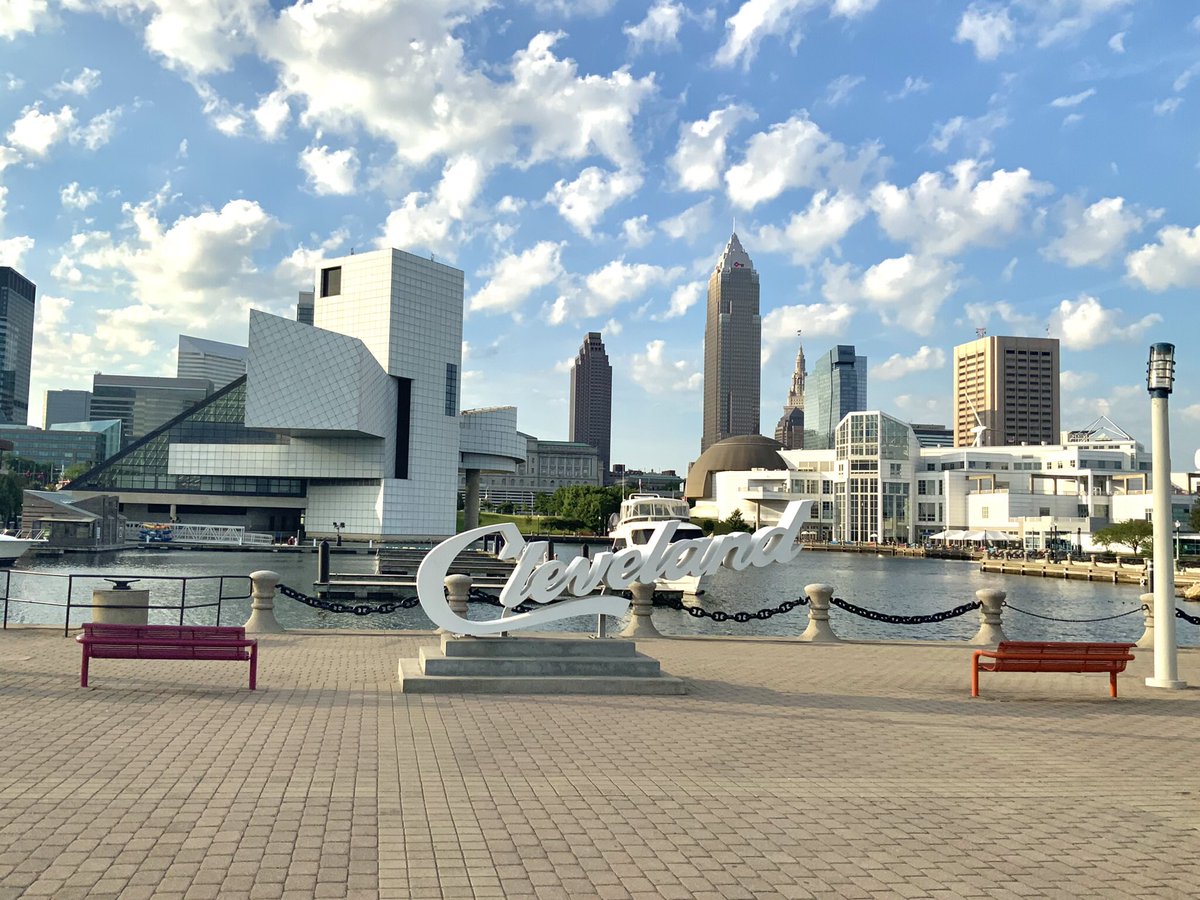 BTS44107's tweet photo. It’s a beautiful day in the CLE #Cleveland #ClevelandLife https://t.co/ypTRxEnxxv