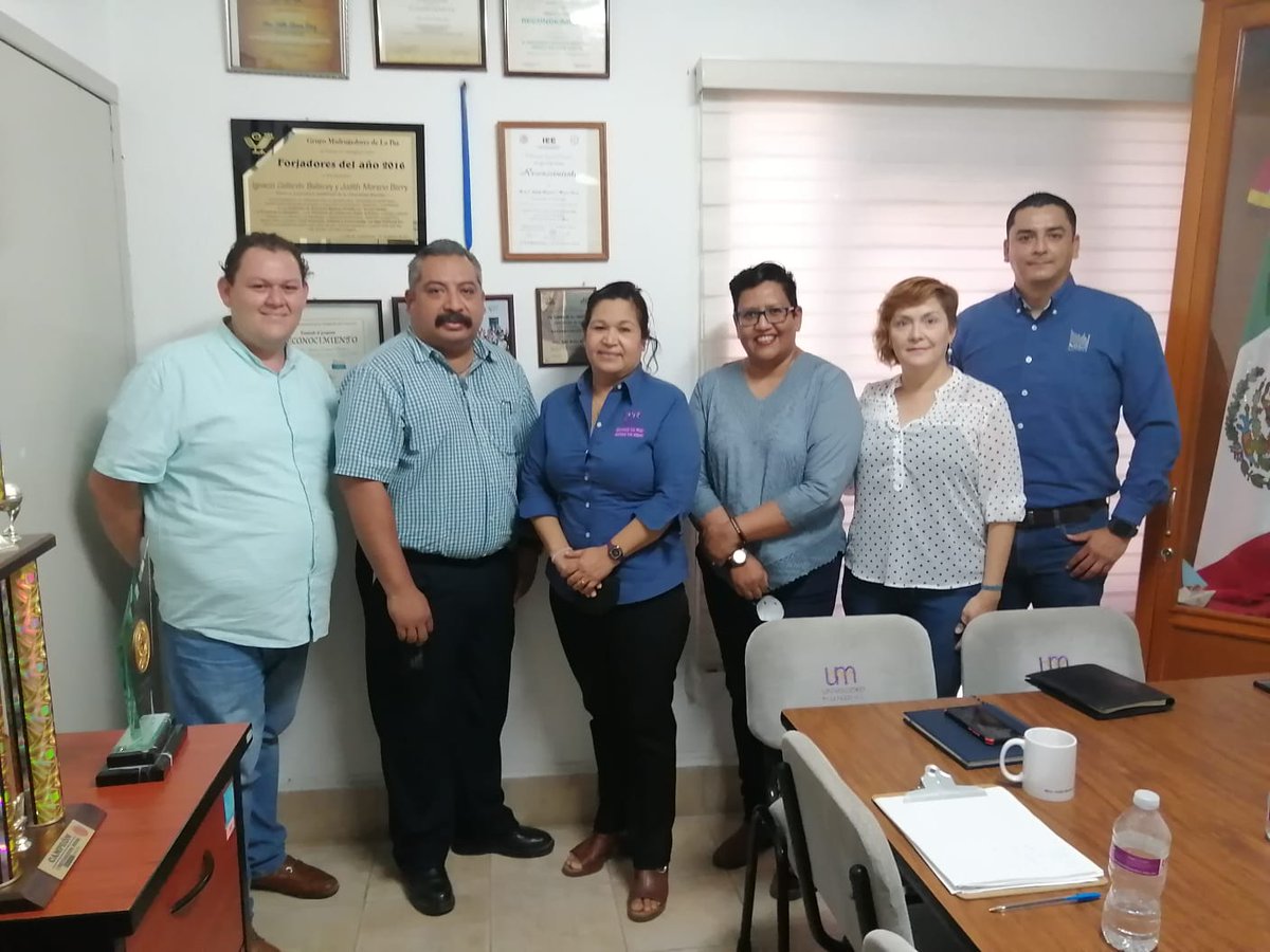 ComunicaBCS's tweet photo. El #CLCCBCS y la @UNIMUNDIALBCS celebraron una reunión de trabajo, a bien de renovar su alianza la a fin fortalecer los lazos de colaboración para desarrollar actividades de formación, capacitación y actualización de recursos a nivel profesional y de posgrado. https://t.co/tIeiWsHM5u
