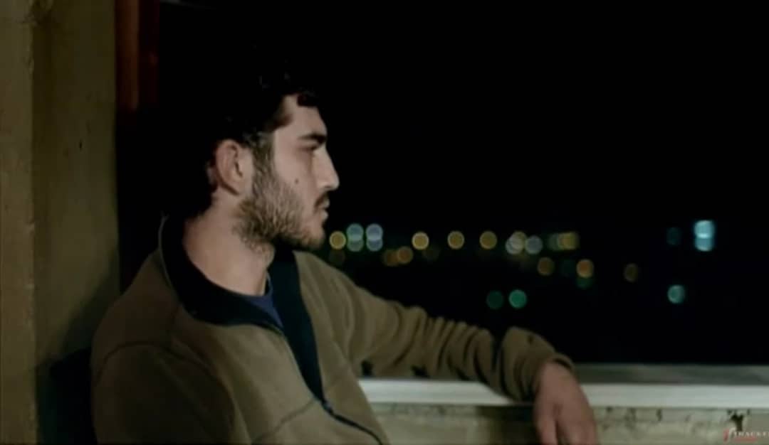 ne ayağına taş değsin, ne kaşın çatılsın. lakin isterim ki, bir fidanın filizini beklerken bile, bir gün umudunla sınanasın.