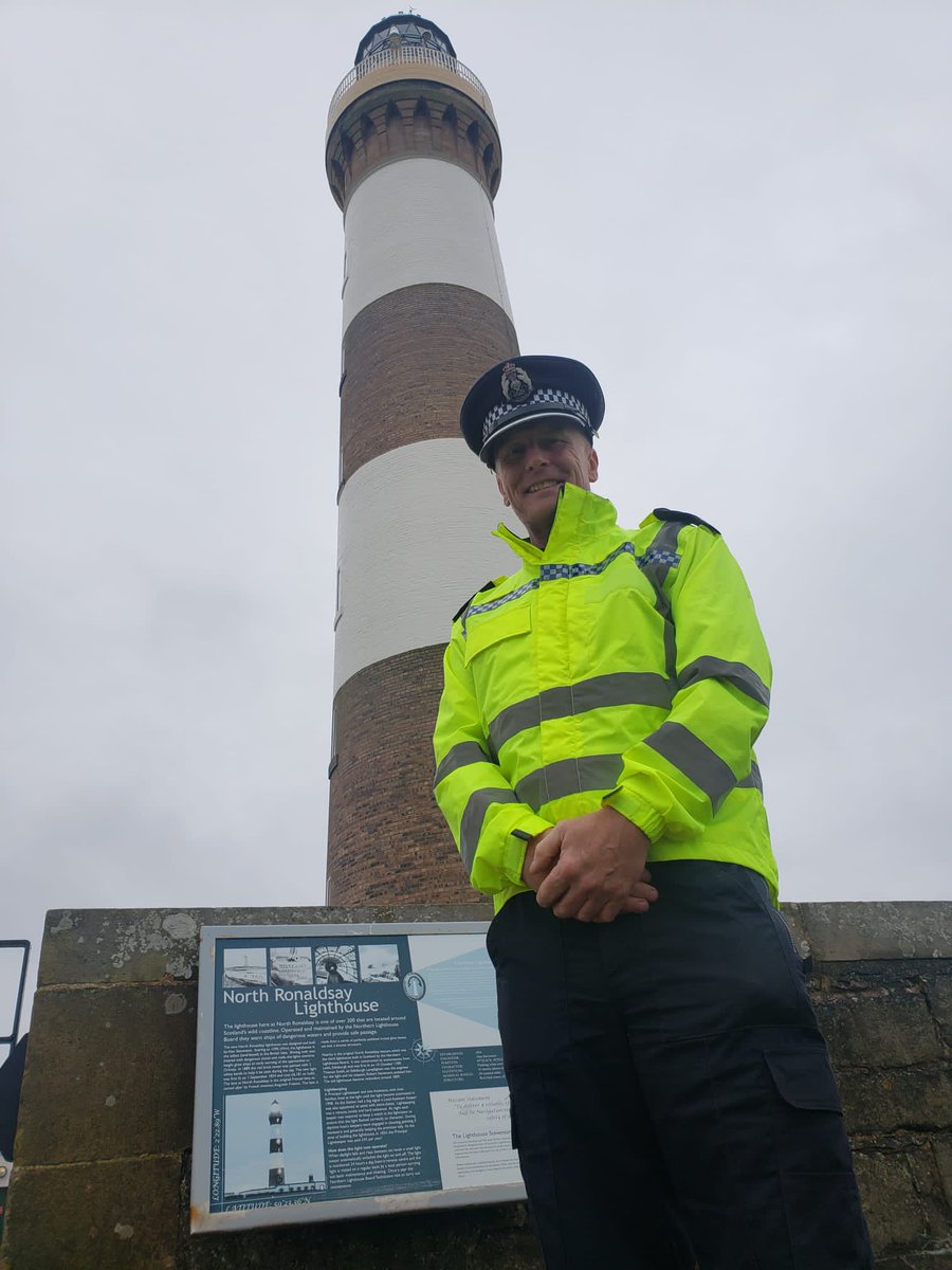 PSOSOrkney's tweet photo. CI Garrow attends #NorthRonaldsay to award #SpecialConstable Deyell with his #platinumjubilee medal. Between them they have served their communities for over 66 years. 

Thank you for your service gentlemen.  

#communitypolicing https://t.co/fR1SX8na82