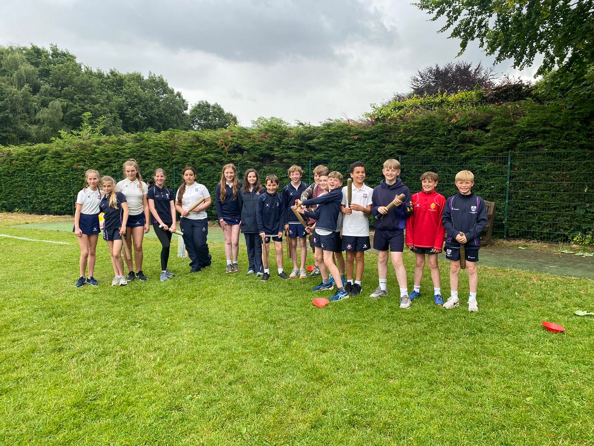 emmalouisesteel's tweet photo. Great for 2021 year 6 leavers @MoorlandsLeeds to enjoy a reunion this evening at Rounders Fest Moorlands School.

Such a shame the rain ended their winning streak! The kids really enjoyed getting back together. 

@MoorlandsSport @WGS_DoS https://t.co/Qc3ae4yWkw
