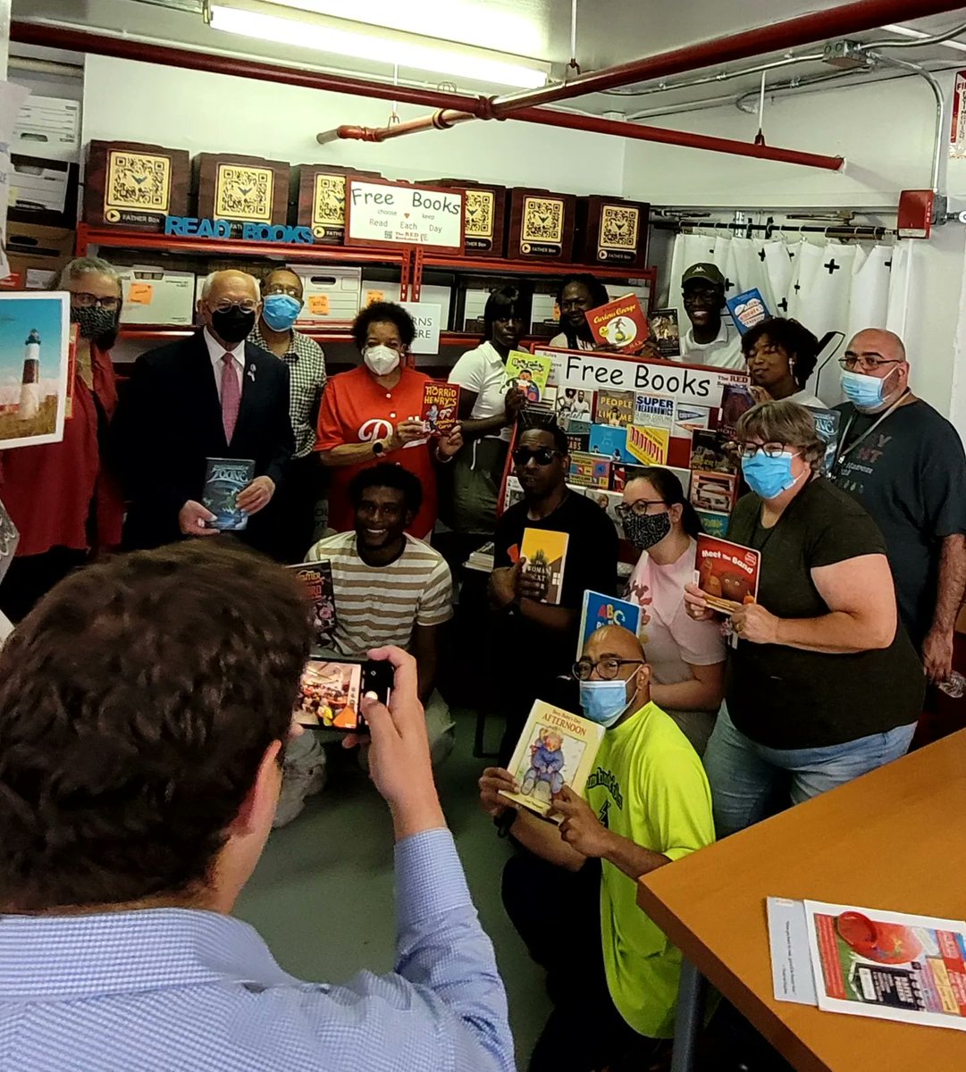 REDBookshelfOrg's tweet photo. What a day!
We started with @reppaultonko who brought brand new books from the Library of Congress for kids in Albany! BTW, he is a great book mender!
#ReadEachDay
#AlbanyDoesThat https://t.co/eaEHSRORS5
