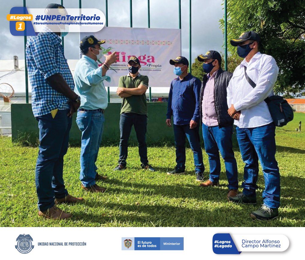 UNPColombia's tweet photo. Escalar las relaciones interpersonales de hombres y mujeres de protección y sus protegidos, ha permitido humanización real, sentido de pertenencia y respeto mutuo de cara a la #Mision en #UNPColombia donde hoy somos #SeresHumanosProtegiendoSeresHumanos 🇨🇴 #PrimerLogro #Legado https://t.co/ft4V7Jjmxi
