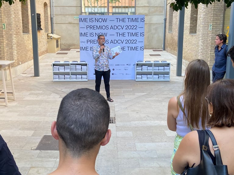 ADCV_com's tweet photo. ¡¡Muchas gracias a todas las personas que nos habéis acompañado en la presentación del libro 'Premios ADCV 2022. Cosecha 2019-2021', en @LasNavesINN!! Celebrando el mejor diseño de la Comunitat Valenciana...¡¡¡poca broma!!! 🔝🔝🔝
#SomADCV #SomosADCV #PremisADCV #PremiosADCV https://t.co/gvymc15D6n