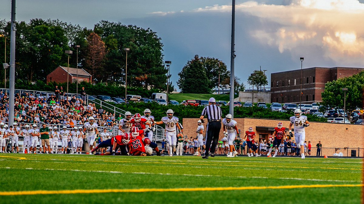 GetScoreVision's tweet photo. "Hey Siri, how many days until game day?" #ExperiencetheGame #PowertheAthlete #ScoreVision https://t.co/NGkx1x3bel