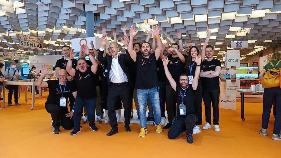 In <a href="/CampuStore_IT/">CampuStore</a> stiamo #assumendo  
Vuoi lavorare in una delle principali #edtech company In Europa, in una delle prime 1000 azienda Europa per crescita secondo #FinancialTimes?
Il nostro payoff, la nostra filosofia: #innovationforeducation
campustore.it/lavora-con-noi