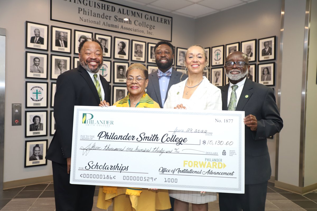 PhilanderSmith's tweet photo. PSC would like to thank the Class of 1972 on their $15,130 donation! The Class of 1972 was recognized at the 66th Annual National Alumni Association as the Golden Alumni class. Mrs. Florence Smith, '72, served as Class Agent and committee chair.
#PSC145 #PhilanderForward https://t.co/mil2l7Ts2h
