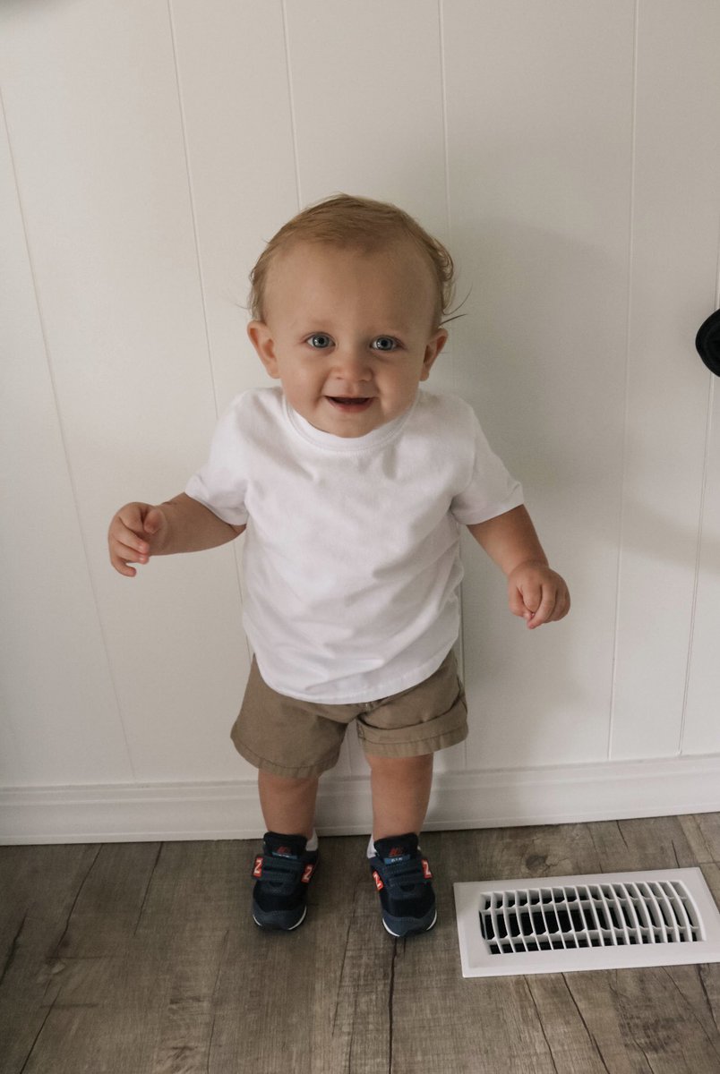 It’s the big bright blue eyes and the sweetest little grin… 🥺❤️