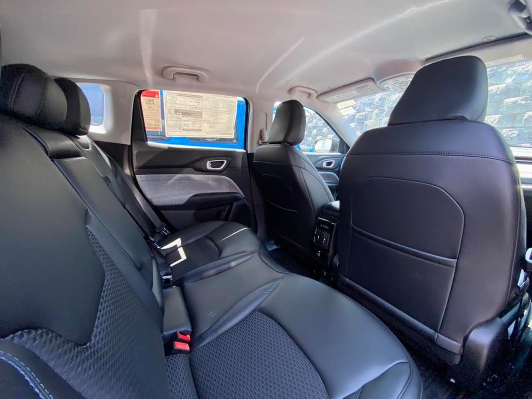 JonesDodgeMD's tweet photo. Get $3,000 OFF on a New 2022 Compass at Jones only! We have a large selection to choose from! Hurry, it’s a limited time offer so act now on this new 4x4 that gets over 30 mpg! 🤩
▪️See dealer for details. 
Shop New Compass Selection here: https://t.co/UCQcuWGCEc https://t.co/OdeTKrHLHt