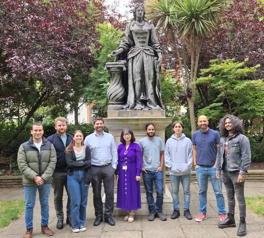 Wykes_Lab (@labwykes) on Twitter photo First face to face joint Wykes Lab workshop. Team UCL meets Team Manchester!!
<a href="/UCLIoN/">UCL Queen Square Institute of Neurology</a> @MERN, @NanomedicineLab @dceelab First face to face joint Wykes Lab workshop. Team UCL meets Team Manchester!!
<a href="/UCLIoN/">UCL Queen Square Institute of Neurology</a> @MERN, @NanomedicineLab @dceelab