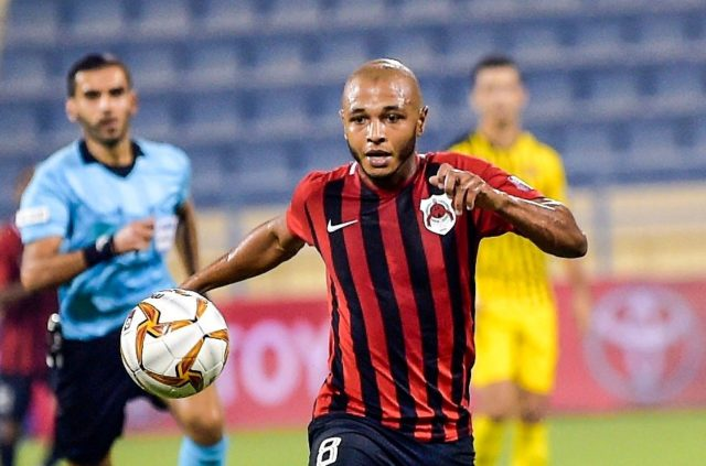 SCSugata's tweet photo. #SignBrahimi 

Yacine Brahimi nous rejoint en provenance de @SDvalinn et a signé son contrat de 2 ans chez les Zèbres. 🦓

Connexion DZ sur le côté gauche avec Ghoulam. 👀🇩🇿

#Zebra #FSF https://t.co/ZCIJRyUKPK
