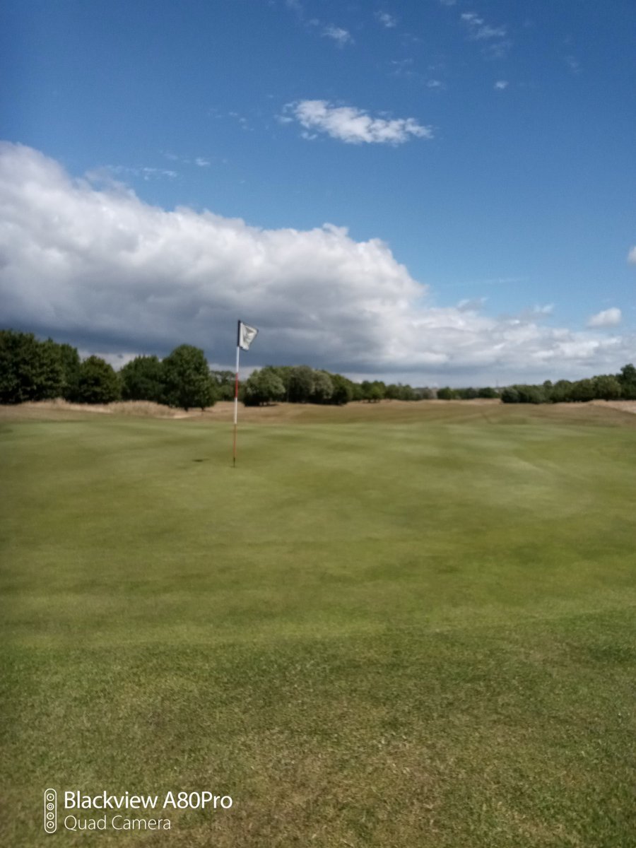 varlow40's tweet photo. Good luck to all those playing in the club champs the team have put a massive shift in preparing the course and I couldn't be more happy with the results the course looks awesome.cheers guys https://t.co/swERoMRsQo