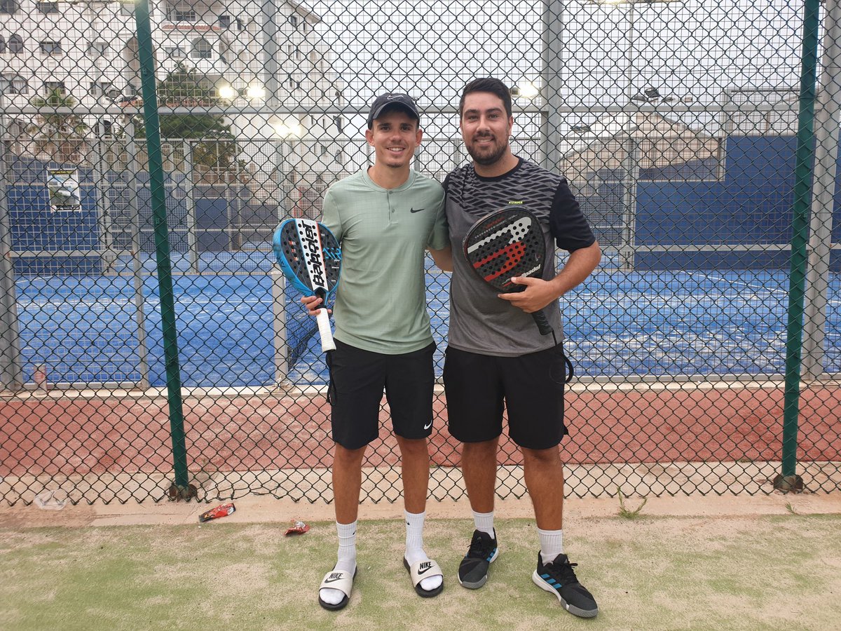 Jeremy Poggio and Dylan Casciaro beat James Taylor and Johann Valverde in straight sets (6-3, 7-5) to win the first division final of the @TrustedNovus @GibPadel Open! 🎾