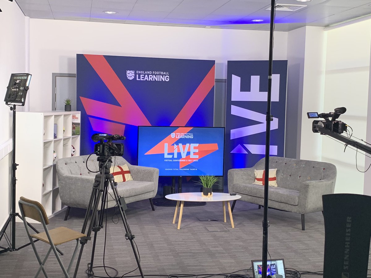 Stage is set and rehearsal done for <a href="/EnglandLearning/">England Football Learning</a>  Live <a href="/OmarChaudhuri/">Omar Chaudhuri</a>  <a href="/TaffRahman/">Taff I Rahman</a> <a href="/MinistryOfFooty/">Ministry of Football</a> talk data in TID. Buy a ticket thebootroom.thefa.com/learning/quali… live chats and supporting pre-records all available for 1-month even if you can’t make it live.