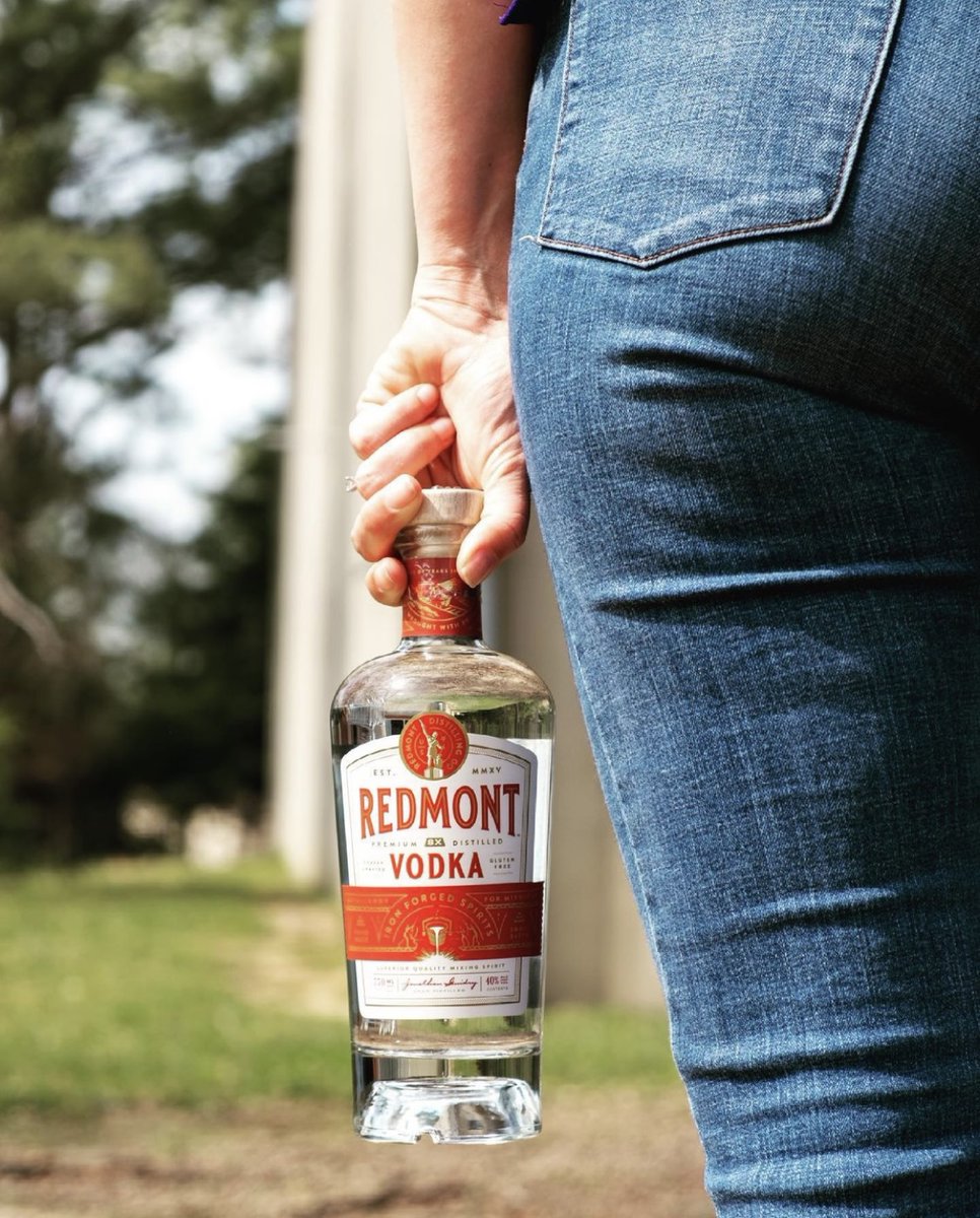RedmontVodka's tweet photo. Welcome to July!! No looking back, let's start the new month with some 8x-distilled, ultra smooth #RedmontVodka! 

#premiumspirits #vodka #july #spiritslover #summertime https://t.co/CeUliFbuyK