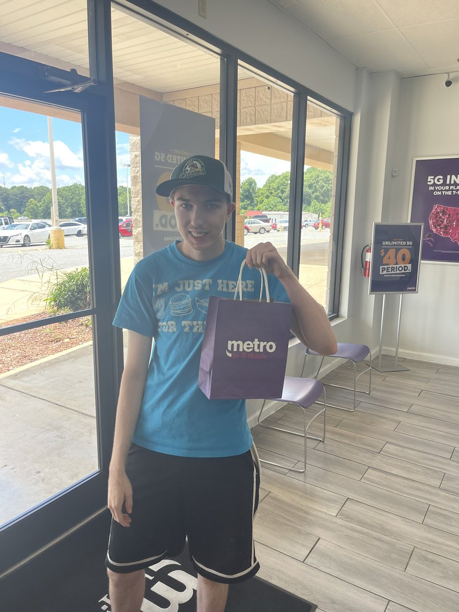 Brad Dodson (@brad7615) on Twitter photo Welcome to Metro! Our family keeps growing by the minute here in Spindale. Super excited for his new phone. #trifecta #BeastMode <a href="/tglover187/">Terrance Glover</a> <a href="/MrDennisJones/">Dennis Jones</a> <a href="/FrankKoutris/">Frank Koutris</a> <a href="/ChappyCLT/">Matt Chappell</a> Welcome to Metro! Our family keeps growing by the minute here in Spindale. Super excited for his new phone. #trifecta #BeastMode <a href="/tglover187/">Terrance Glover</a> <a href="/MrDennisJones/">Dennis Jones</a> <a href="/FrankKoutris/">Frank Koutris</a> <a href="/ChappyCLT/">Matt Chappell</a>